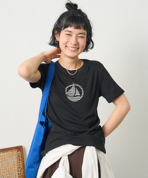 FREAK'S STORE(フリークスストア)の「PETIT BATEAU × FREAK'S STORE/プチバトー 別注 フロッキープリントTシャツ(Tシャツ/カットソー・レディース・ネイビー/オフホワイト/ブラック/その他・MEDIUM/LARGE)」の1枚目の写真