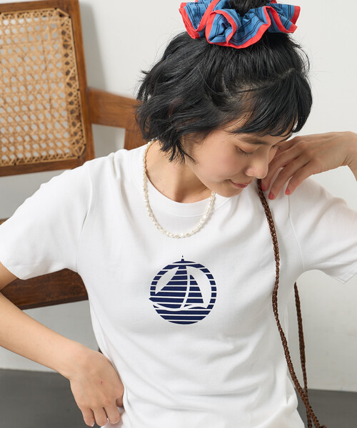 FREAK'S STORE(フリークスストア)の「PETIT BATEAU × FREAK'S STORE/プチバトー 別注 フロッキープリントTシャツ(Tシャツ/カットソー・レディース・ネイビー/オフホワイト/ブラック/その他・MEDIUM/LARGE)」の13枚目の写真