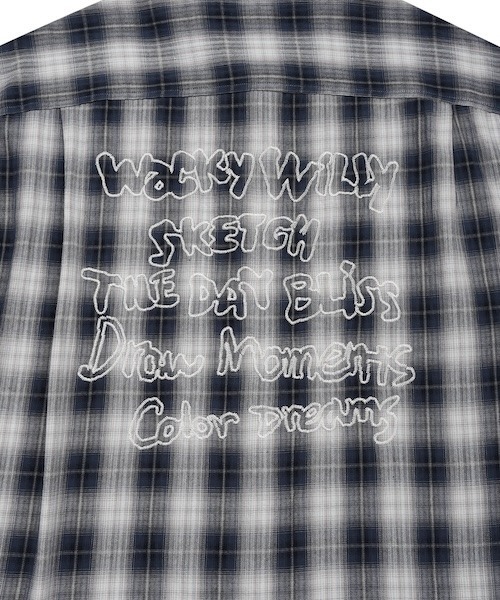 Wacky WiLLy（ワッキーウィリー）の「EMBROIDERED GRAPHIC CHECK LONG SLEEVE SHIRT（シャツ/ブラウス・メンズ・ネイビー/ピンク・SMALL/MEDIUM/LARGE）」の13枚目の写真