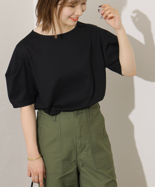 JOURNAL STANDARD relume（ジャーナルスタンダード　レリューム）の「タックデザインスリーブプルオーバー（Tシャツ/カットソー・レディース・ブラック/ホワイト/ネイビー・FREE）」の3枚目の写真