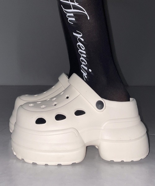 me+em select(ミームセレクト)の「厚底クロッグサンダル / Platform clog sandals(サンダル・レディース・ブラック/アイボリー・LARGE/MEDIUM/SMALL)」の1枚目の写真