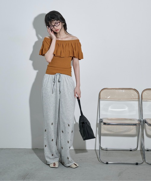 THE YOn(ザヨン)の「ラッフルデザインリブニットノースリ(ニット/セーター・レディース・オレンジ/グレイッシュベージュ/ブラック/アイボリー・FREE)」の16枚目の写真