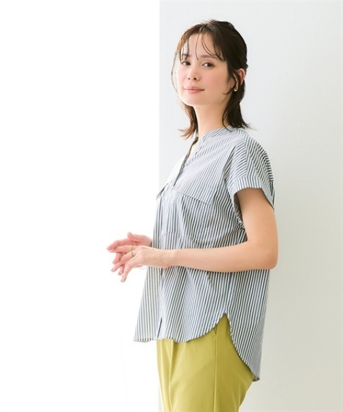7days Life Styling(セブンデイズライフスタイリング)の「【接触冷感/UVカット/速乾】スキッパーカラーポケットシャツ(シャツ/ブラウス・レディース・サックスブルー系/ネイビー系・LL/M/S/L)」の6枚目の写真