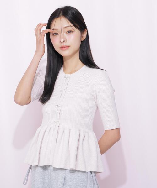 JILL by JILL STUART（ジルバイジルスチュアート）の「ラメモールペプラムニット半袖（ニット/セーター・レディース・ピンク/グレー/ブルー/ホワイト・FREE）」の7枚目の写真