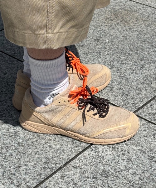 adidas(アディダス)の「【BILLY'S EXCLUSIVE】ADIZERO ADIOS OG KJ3196(スニーカー・メンズ・ベージュ・30.0cm/29.0cm/23.5cm/23.0cm/22.5cm/22.0cm/28.5cm/28.0cm/27.5cm/27.0cm/26.5cm/26.0cm/25.5cm/25.0cm/24.5cm/24.0cm)」の10枚目の写真