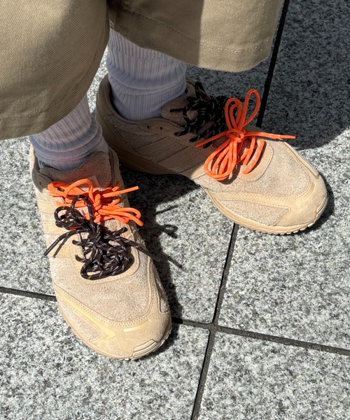 adidas(アディダス)の「【BILLY'S EXCLUSIVE】ADIZERO ADIOS OG KJ3196(スニーカー・メンズ・ベージュ・30.0cm/29.0cm/23.5cm/23.0cm/22.5cm/22.0cm/28.5cm/28.0cm/27.5cm/27.0cm/26.5cm/26.0cm/25.5cm/25.0cm/24.5cm/24.0cm)」の9枚目の写真