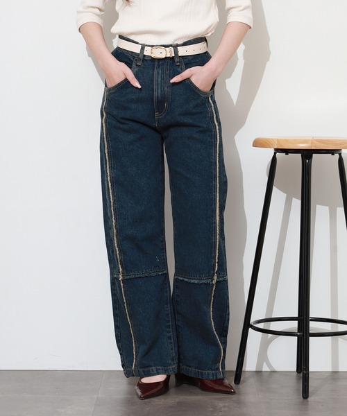 atONE（アットワン）の「クロスフリンジワイドデニムパンツ（デニムパンツ・レディース・ネイビー/ブルー系その他5/サックスブルー・M/L/3L/4L/LL）」の17枚目の写真