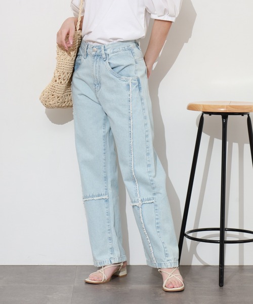 atONE（アットワン）の「クロスフリンジワイドデニムパンツ（デニムパンツ・レディース・ネイビー/ブルー系その他5/サックスブルー・M/L/3L/4L/LL）」の11枚目の写真
