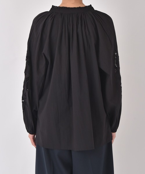 AKTE(アクテ)の「≪SPECIAL PRICE≫エンブロイダリースキッパーブラウス(シャツ/ブラウス・レディース・ブラック/ホワイト・FREE)」の18枚目の写真