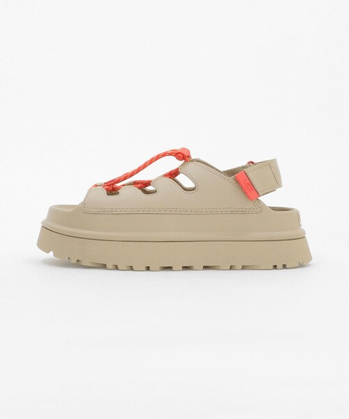 UGG(アグ)の「<UGG>ゴールデン グロウ トグル サンダル(サンダル・レディース・ベージュ/ブラック・7/8/6/5)」の17枚目の写真