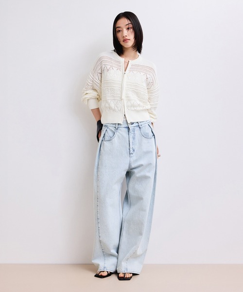 ADAM ET ROPE'(アダムエロペ)の「【WEB限定】・【サステナブル】タックディティールワイドデニムワイドパンツ(デニムパンツ・レディース・ブラック/ブルー/サックスブルー・38/36/34)」の7枚目の写真