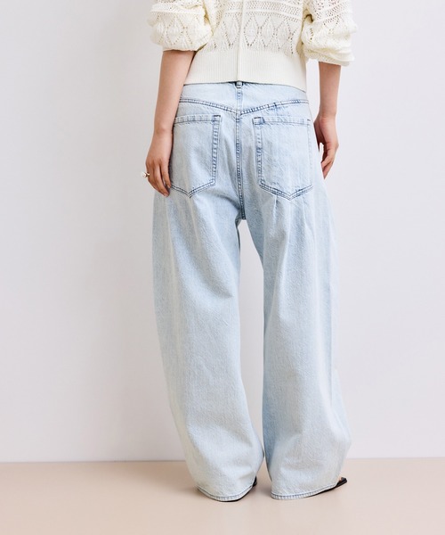 ADAM ET ROPE'(アダムエロペ)の「【WEB限定】・【サステナブル】タックディティールワイドデニムワイドパンツ(デニムパンツ・レディース・ブラック/ブルー/サックスブルー・38/36/34)」の10枚目の写真