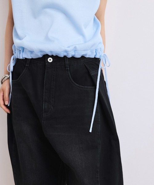 ADAM ET ROPE'(アダムエロペ)の「【WEB限定】・【サステナブル】タックディティールワイドデニムワイドパンツ(デニムパンツ・レディース・ブラック/ブルー/サックスブルー・38/36/34)」の15枚目の写真