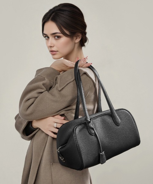 NiiNa(ニーナ)の「【 NiiNa / ニーナ 】高品質牛革ボストンシルエットトートバッグ(トートバッグ・レディース・ダークブラウン/ブラック・FREE)」の14枚目の写真