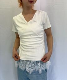 VネックTシャツ