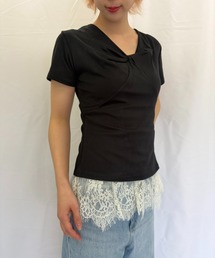 VネックTシャツ