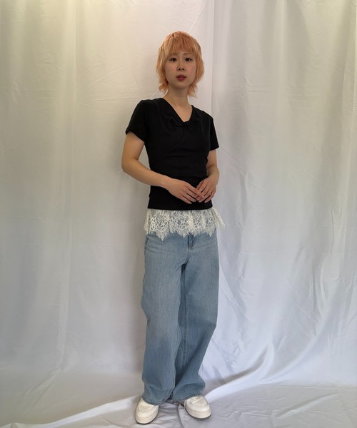 Alite cloth(アリーテクロス)の「VネックTシャツ(Tシャツ/カットソー・レディース・グレー/ブラウン/ホワイト/ブラック・FREE)」の5枚目の写真