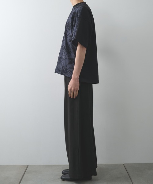 UJOH(ウジョー)の「【UJOH HOMME】Combi BOX PO(Tシャツ/カットソー・メンズ・ブラック/クリーム・4/5)」の4枚目の写真