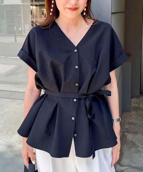 NOLLEY’S（ノーリーズ）の「【追加】ウォッシャブルウエストタックサッカーブラウス（シャツ/ブラウス・レディース・オフホワイト/ブラック/サックスブルー・38）」の16枚目の写真
