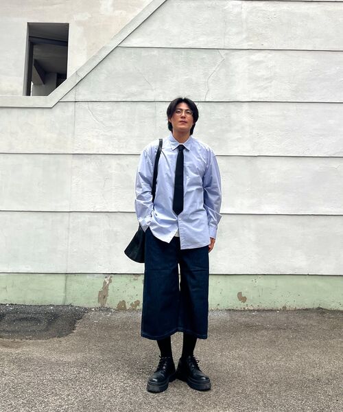 GCLIP(ジクリップ)の「ストリングバンディングダークブルーワイド8部バミューダデニムショートパンツ(その他パンツ・メンズ・ダークインディゴブルー・LARGE/X-LARGE)」の8枚目の写真