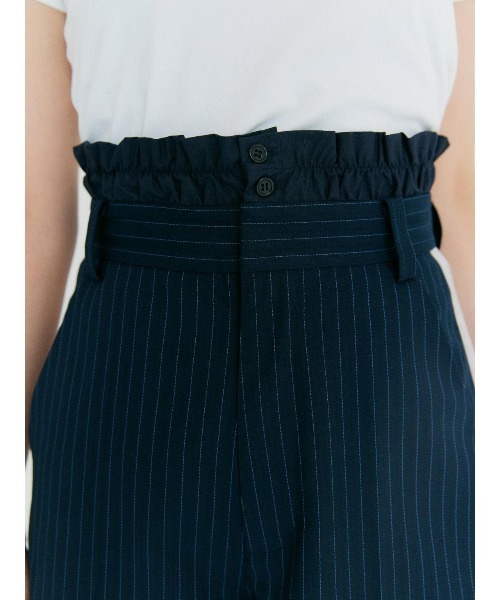 BLUE×PALANG(ブルーパラン)の「HANDSOME SIDE TAPTE SLACKS(スラックス・レディース・アイボリー/ネイビー・MEDIUM/SMALL)」の3枚目の写真
