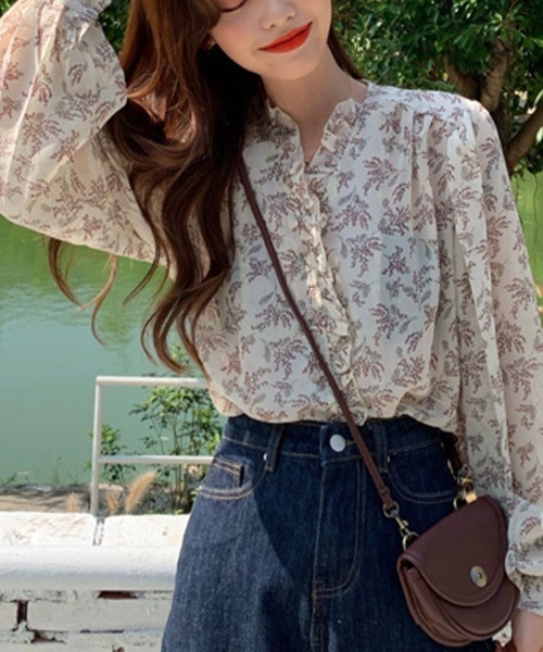 Flugge(フラッジー)の「アンティークフラワーフリルブラウス(シャツ/ブラウス・レディース・ブルー/アイボリー・LARGE/MEDIUM)」の10枚目の写真