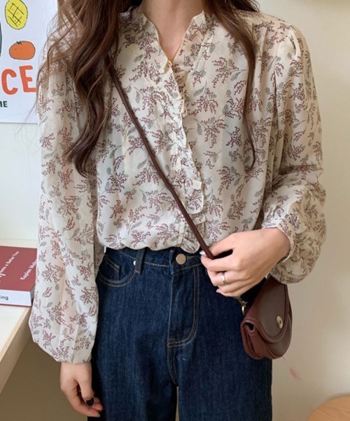 Flugge(フラッジー)の「アンティークフラワーフリルブラウス(シャツ/ブラウス・レディース・ブルー/アイボリー・LARGE/MEDIUM)」の13枚目の写真