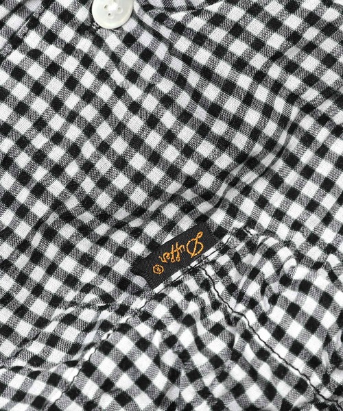 The DUFFER of ST.GEORGE(ザダファーオブセントジョージ)の「SHIRRING CHECK ITALIAN COLLAR H/S SHIRT:イタリアンカラー 五分袖シャツ / シャーリングチェック / レーヨンシャツ / チェックシャツ / 5分袖 / リゾートスタイル(シャツ/ブラウス・メンズ・ホワイト/ネイビー・MEDIUM/LARGE)」の8枚目の写真