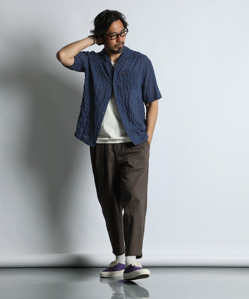 The DUFFER of ST.GEORGE(ザダファーオブセントジョージ)の「SHIRRING CHECK ITALIAN COLLAR H/S SHIRT:イタリアンカラー 五分袖シャツ / シャーリングチェック / レーヨンシャツ / チェックシャツ / 5分袖 / リゾートスタイル(シャツ/ブラウス・メンズ・ホワイト/ネイビー・MEDIUM/LARGE)」の9枚目の写真