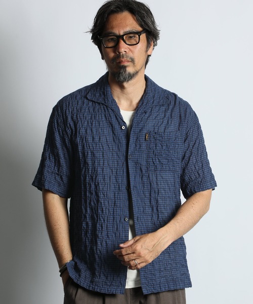 The DUFFER of ST.GEORGE(ザダファーオブセントジョージ)の「SHIRRING CHECK ITALIAN COLLAR H/S SHIRT:イタリアンカラー 五分袖シャツ / シャーリングチェック / レーヨンシャツ / チェックシャツ / 5分袖 / リゾートスタイル(シャツ/ブラウス・メンズ・ホワイト/ネイビー・MEDIUM/LARGE)」の5枚目の写真