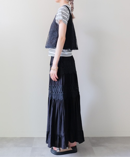 DOLLUPOOPS(ドールアップウップス)の「Feather Texture Tank Top(フェザーテクスチャータンクトップ)(タンクトップ・レディース・ブラック/オフホワイト・FREE)」の22枚目の写真