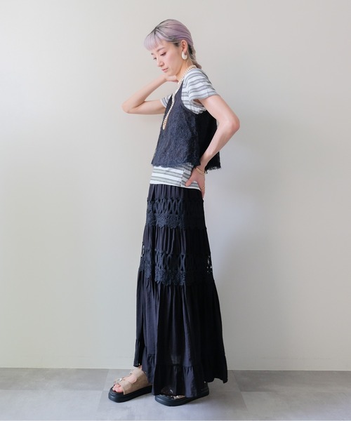 DOLLUPOOPS(ドールアップウップス)の「Feather Texture Tank Top(フェザーテクスチャータンクトップ)(タンクトップ・レディース・ブラック/オフホワイト・FREE)」の16枚目の写真