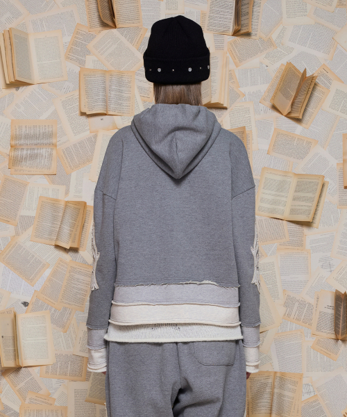 UNALLOYED(アナロイド)の「レイヤードヘムジップアップフードパーカー / グレー(パーカー・メンズ・その他・LARGE/MEDIUM)」の2枚目の写真