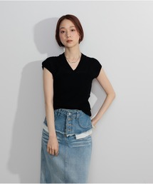 OandI（オーアンドアイ）の「シアーVネックリブトップス（Tシャツ/カットソー）」