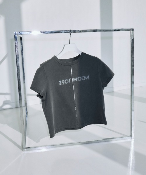 JOSE MOON(ジョゼムーン)の「UPSIDE DOWN LOGO T-SHIRT/アップサイドダウンロゴTシャツ(Tシャツ/カットソー・レディース・ライトピンク/グレー/ホワイト/ブラック・FREE)」の3枚目の写真