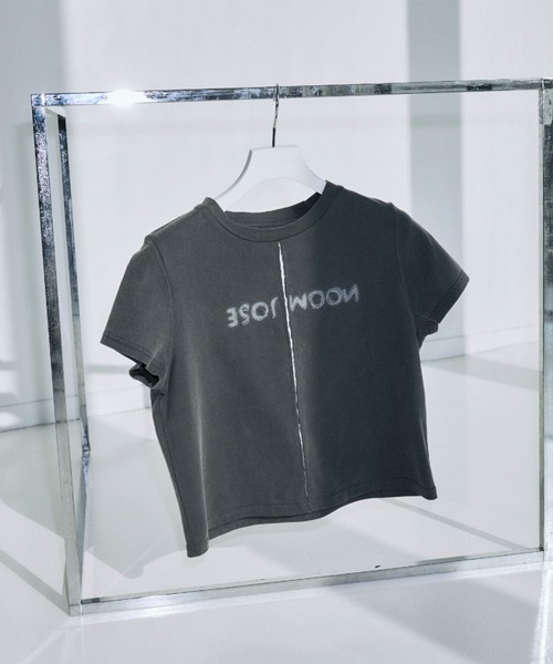 JOSE MOON(ジョゼムーン)の「UPSIDE DOWN LOGO T-SHIRT/アップサイドダウンロゴTシャツ(Tシャツ/カットソー・レディース・ライトピンク/グレー/ホワイト/ブラック・FREE)」の11枚目の写真