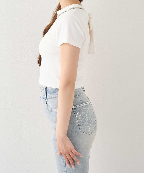 OLIVE des OLIVE（オリーブデオリーブ）の「【Belle Charme】Bijou Neck Back Ribbon Tee（Tシャツ/カットソー・レディース・ホワイト/ブラック・FREE）」の6枚目の写真