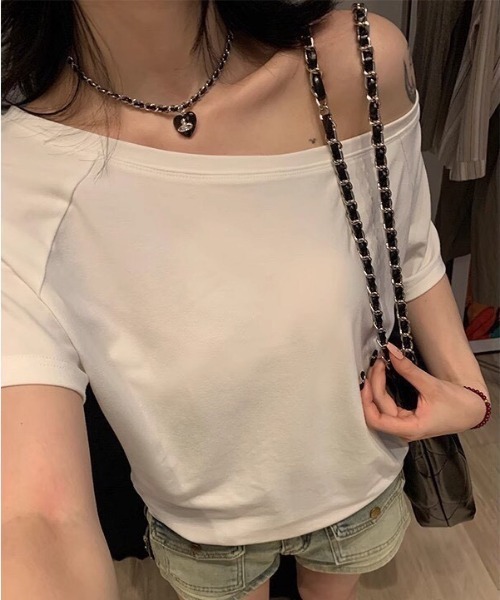 NANEA(ナネア)の「オフショルダープルオーバー(Tシャツ/カットソー・レディース・グレー/ネイビー/ブラック/ホワイト・MEDIUM)」の9枚目の写真