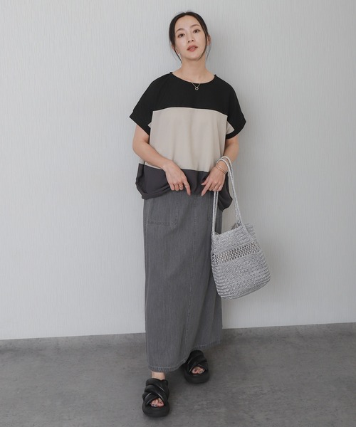 libelle more(リベル モア)の「配色デザインボーダーワイドTシャツ(Tシャツ/カットソー・レディース・イエロー/カーキ/ブラック/ライトグレー・M/L)」の6枚目の写真