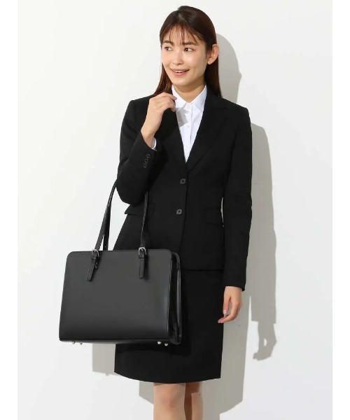 Perfect Suit FActory（パーフェクトスーツファクトリー）の「リクルートスーツ　タイトスカート 無地（スカート・レディース・ブラック・15号）」の4枚目の写真