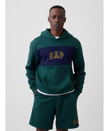 GAP（ギャップ）の「リラックスフィット GAPロゴパーカー（スウェット）」