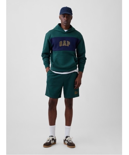 GAP(ギャップ)の「リラックスフィット GAPロゴパーカー(スウェット・メンズ・グリーン/ブルー/その他/オレンジ/カモフラージュ/ブラウン/グリーン系その他・XS/S/M/L/XL)」の8枚目の写真