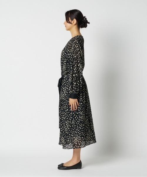 HELIOPOLE（エリオポール）の「DOT PRINT DRESS / ドット プリント ドレス（ワンピース・レディース・ブラック/オリーブ・38）」の13枚目の写真
