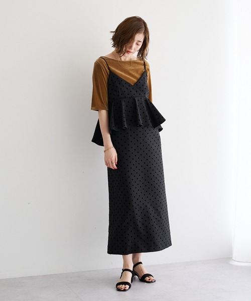 YECCA VECCA(イェッカヴェッカ)の「ペプラムキャミワンピース(ワンピース・レディース・チェック/ブラック系その他5/ブラウン系その他6・FREE)」の2枚目の写真