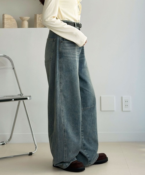 muet.（ミュエ）の「スーパールーズカーブワイドパンツ【デニム/ツイル】（デニムパンツ・レディース・ブラック/ブルー/ブラウン・LARGE/MEDIUM）」の16枚目の写真