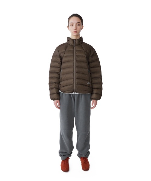 SUNLOVE(サンラブ)の「Fly Light Down Jacket(ダウンジャケット/コート・レディース・ブラウン/ライトイエロー/オリーブ/ライトグリーン/パープル・L/S/XL/M)」の6枚目の写真