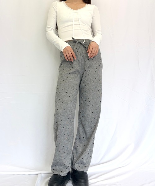 Alite cloth(アリーテクロス)の「カップ付きフロントレースリボン長袖トップス(Tシャツ/カットソー・レディース・B/F/E/D/A/C・F)」の7枚目の写真