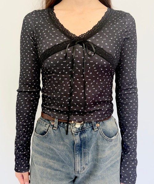 Alite cloth(アリーテクロス)の「カップ付きフロントレースリボン長袖トップス(Tシャツ/カットソー・レディース・B/F/E/D/A/C・F)」の16枚目の写真