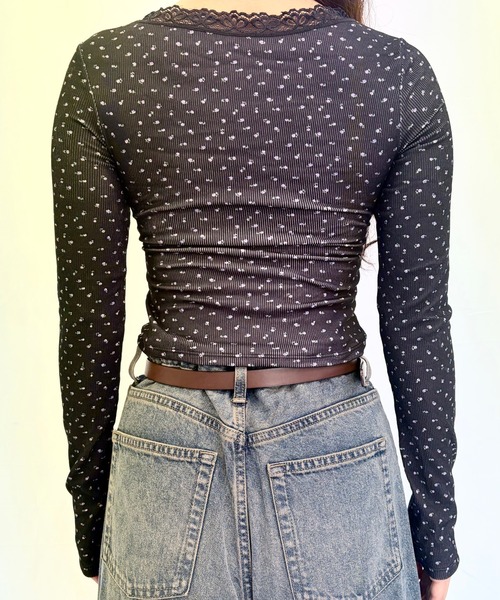 Alite cloth(アリーテクロス)の「カップ付きフロントレースリボン長袖トップス(Tシャツ/カットソー・レディース・B/F/E/D/A/C・F)」の18枚目の写真