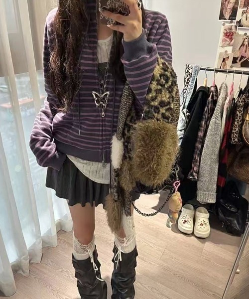 almo(アルモ)の「【LAMPOON】パープルボーダーハイネックスエット(スウェット・レディース・パープル・MEDIUM/SMALL)」の10枚目の写真